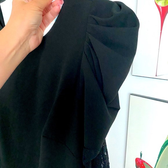 NWT Betsey Johnson Women’s Stretch Crepe Dress with Lace Sleeves - Picture 7 of 9